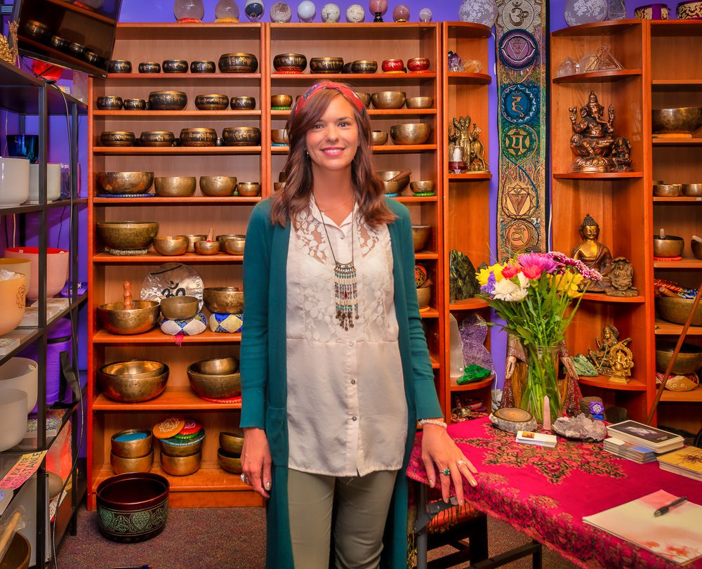 Lara-Sun-meets-Moon_OM_081019_©2019-Jonathan-David-Sabin_Infinity-Photographic-Productions-All-Rights-Reserved-jsabin.com-_DSC7053-Edit-aft Lum-082619